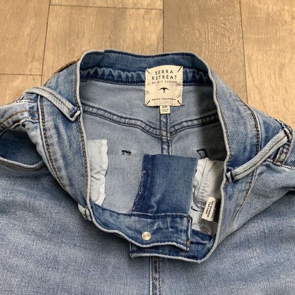 Womens Serra Retreat By Josie Rucker High Rise Crop Girlfriend Distressed Jeans - Picture 6 of 8